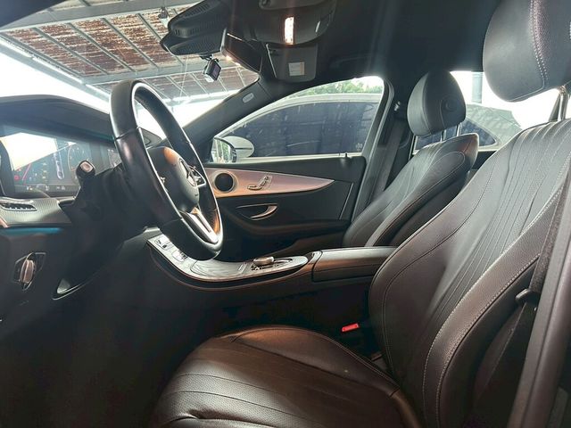 M-BENZ賓士 E200  第4張相片