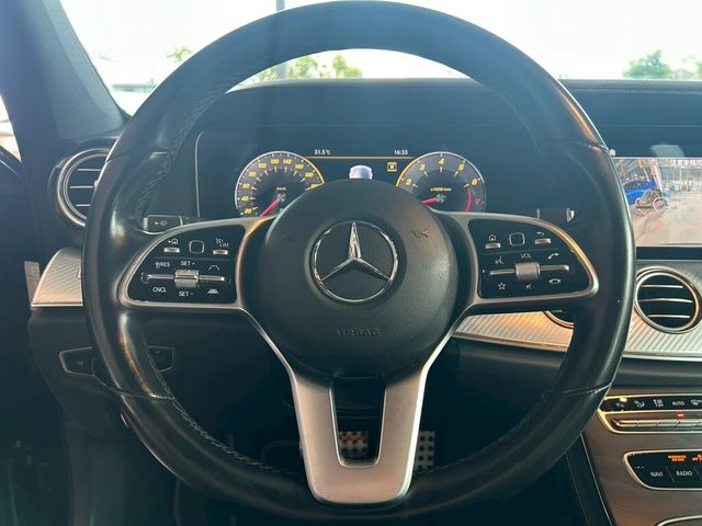 M-BENZ賓士 E200  第5張相片