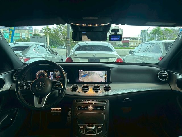 M-BENZ賓士 E200  第6張相片