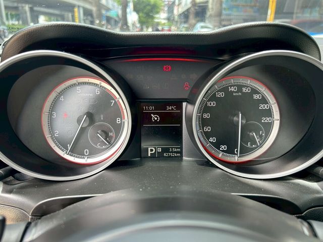 SUZUKI鈴木 SWIFT  第5張相片