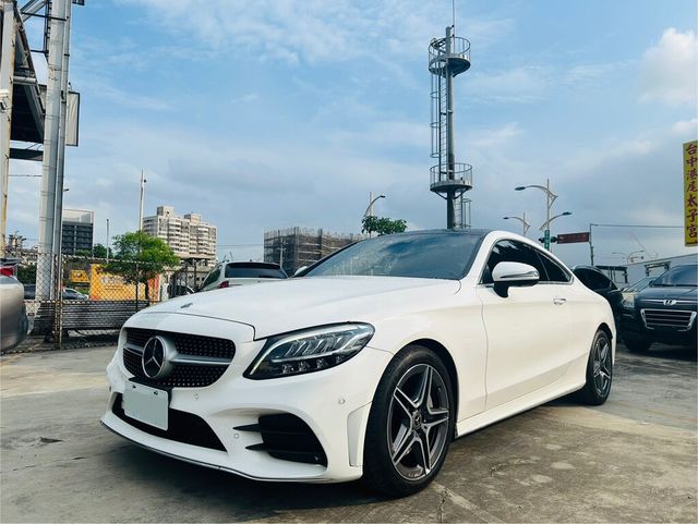 M-BENZ賓士 C300 COUPE  第3張相片