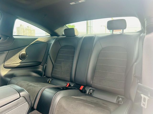 M-BENZ賓士 C300 COUPE  第14張相片
