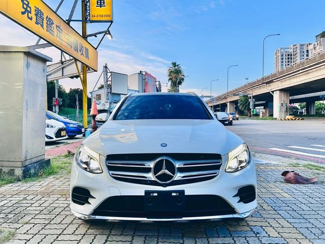 M-BENZ賓士 GLC250  第2張相片
