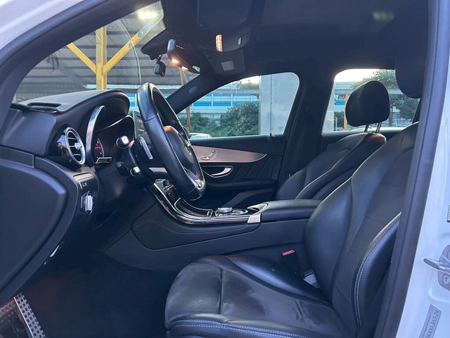 M-BENZ賓士 GLC250  第3張相片