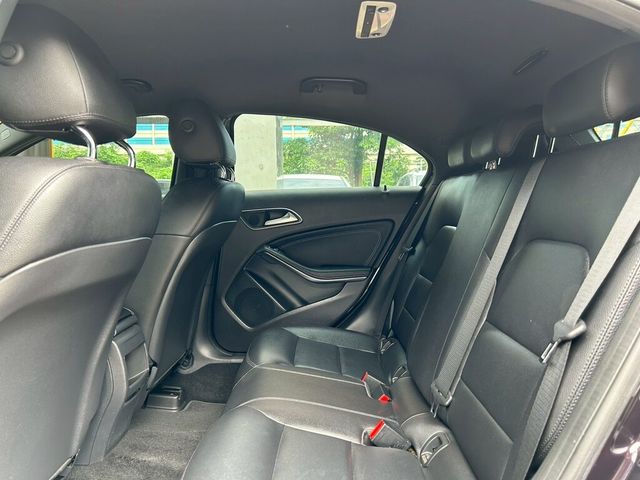 M-BENZ賓士 A180  第7張相片