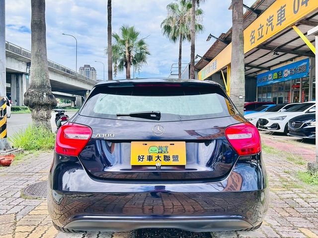 M-BENZ賓士 A180  第9張相片