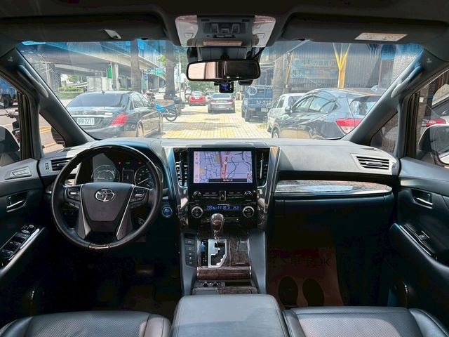 TOYOTA豐田 ALPHARD  第14張相片