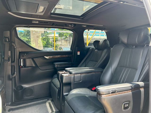 TOYOTA豐田 ALPHARD  第15張相片