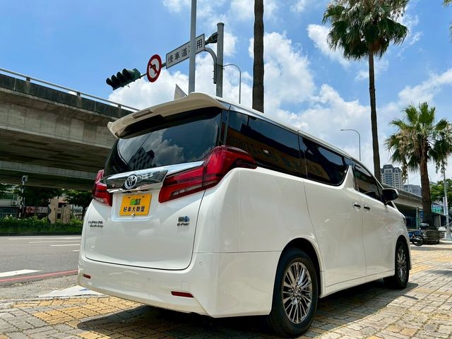 TOYOTA豐田 ALPHARD  第20張相片