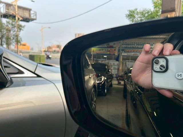 BMW寶馬 740LI LUXURY  第11張相片