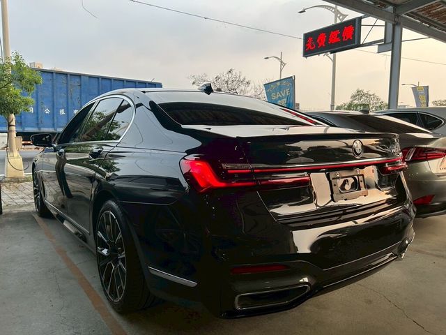 BMW寶馬 740LI LUXURY  第19張相片