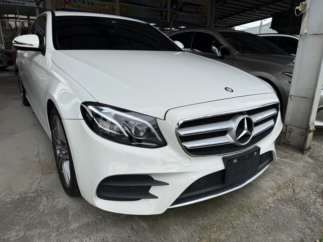 M-BENZ賓士 E200  第1張相片