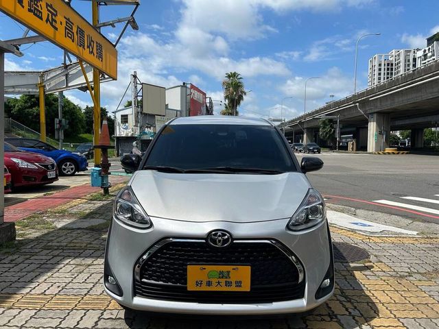 TOYOTA豐田 SIENTA  第2張相片