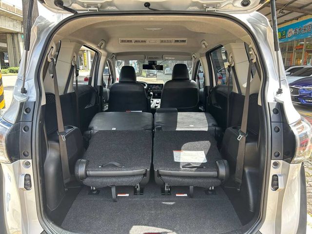 TOYOTA豐田 SIENTA  第13張相片