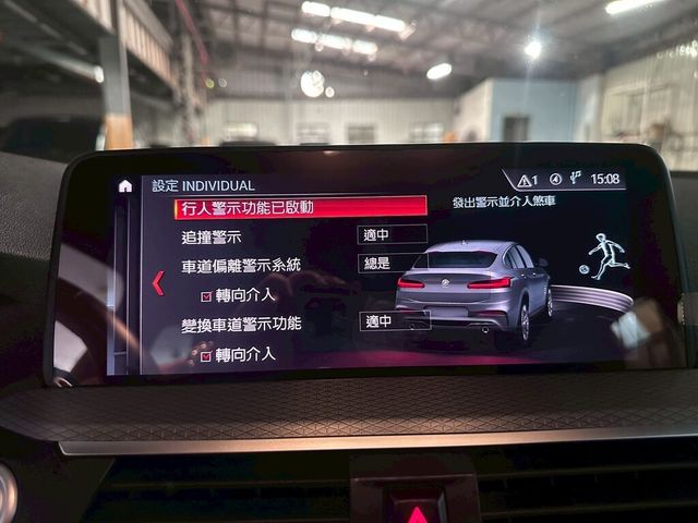 BMW寶馬 X4 XDRIVE28I  第7張相片