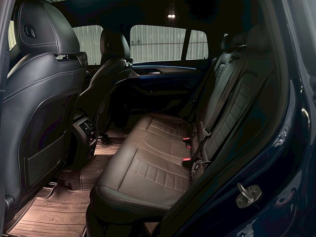 BMW寶馬 X4 XDRIVE28I  第14張相片