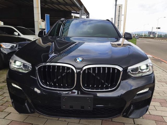 BMW寶馬 X4 XDRIVE30I  第2張相片
