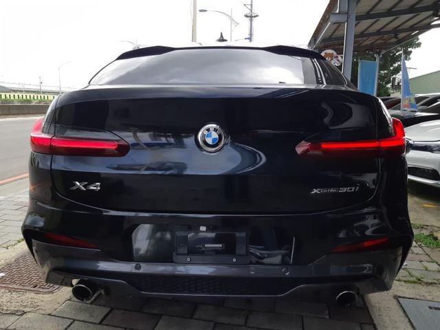 BMW寶馬 X4 XDRIVE30I  第9張相片