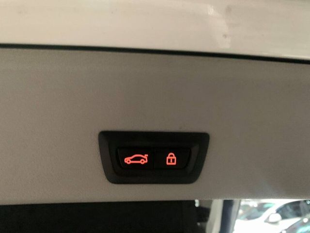 BMW寶馬 X4 XDRIVE20I  第6張相片