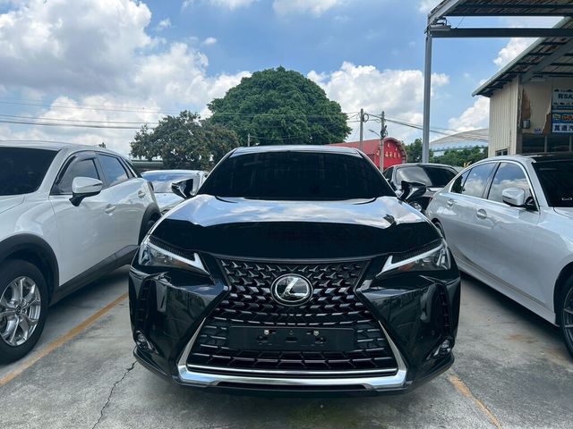 LEXUS凌志 UX250H  第2張相片