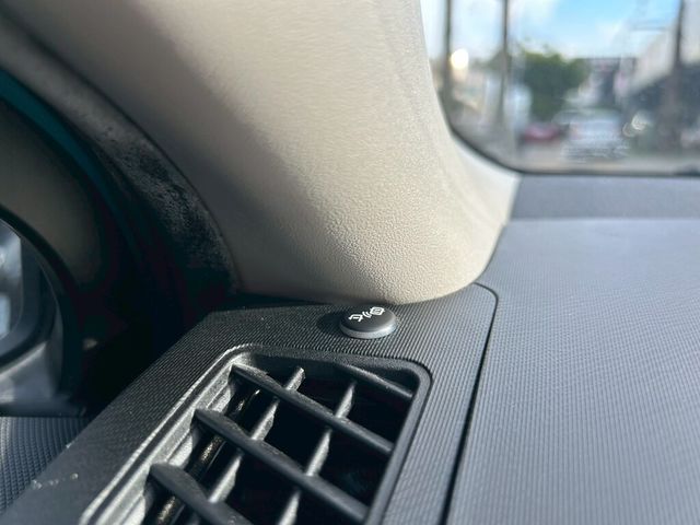 TOYOTA豐田 PRIUS C  第5張相片