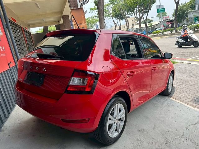 SKODA司科達 FABIA  第8張相片