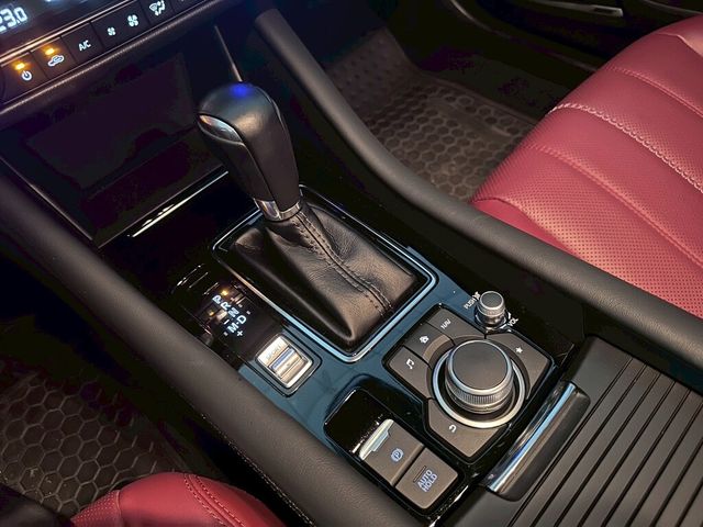 MAZDA馬自達 MAZDA 6  第11張相片