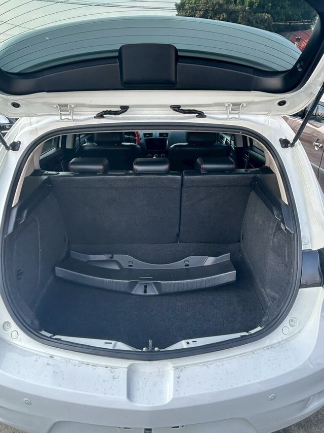 MAZDA馬自達 MAZDA 3  第9張相片