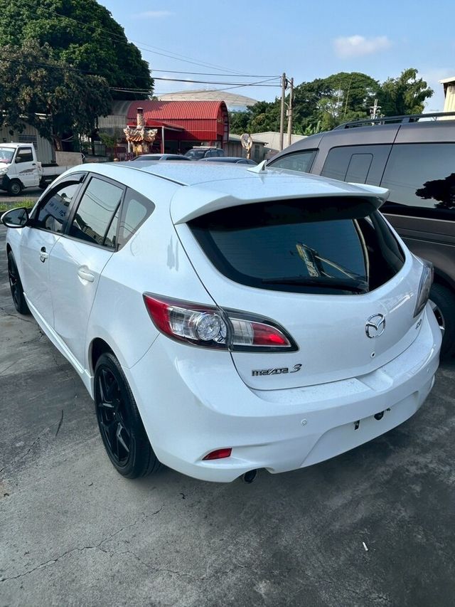 MAZDA馬自達 MAZDA 3  第10張相片