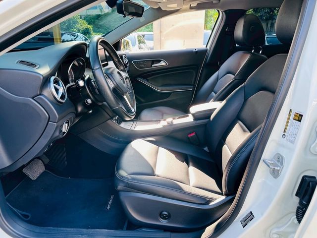 M-BENZ賓士 GLA250  第5張相片