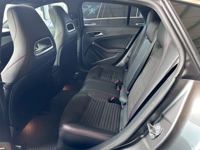 M-BENZ賓士 CLA250 SHOOTING BRAKE  第13張相片