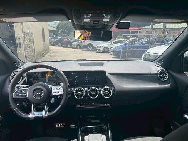 M-BENZ賓士 GLA35 AMG  第4張相片