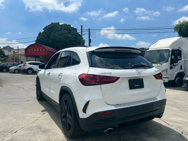 M-BENZ賓士 GLA35 AMG  第18張相片