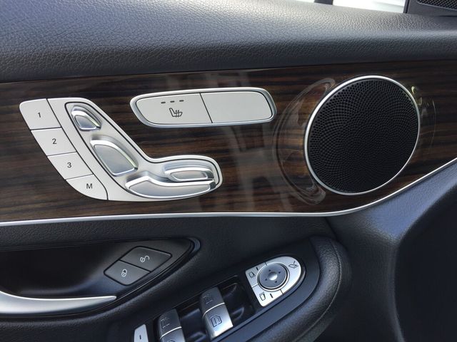 M-BENZ賓士 GLC300  第7張相片