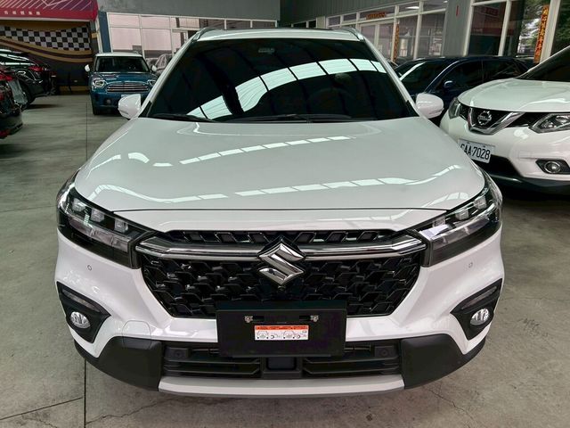 SUZUKI鈴木 SX4  第2張相片