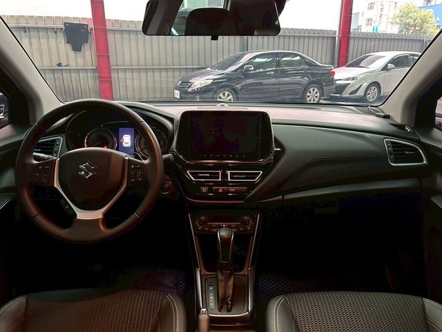 SUZUKI鈴木 SX4  第4張相片