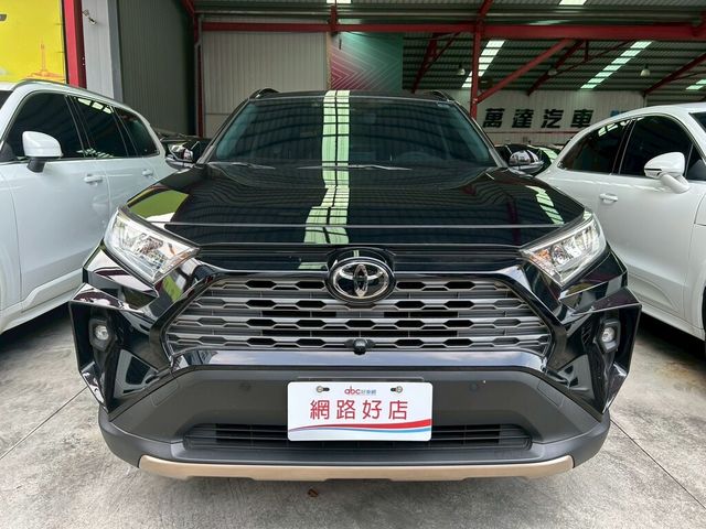 TOYOTA豐田 RAV4  第1張相片