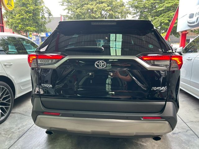 TOYOTA豐田 RAV4  第17張相片