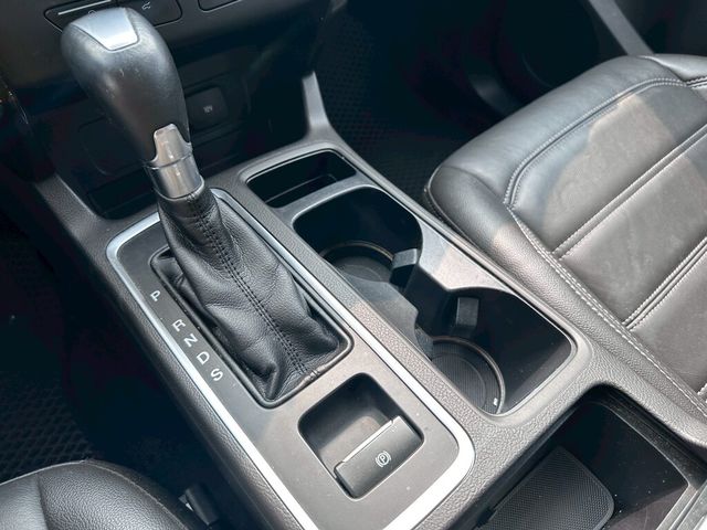 FORD福特 KUGA  第13張相片