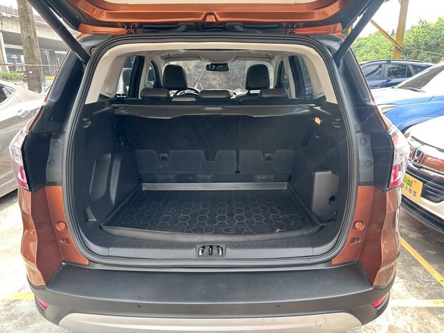 FORD福特 KUGA  第15張相片