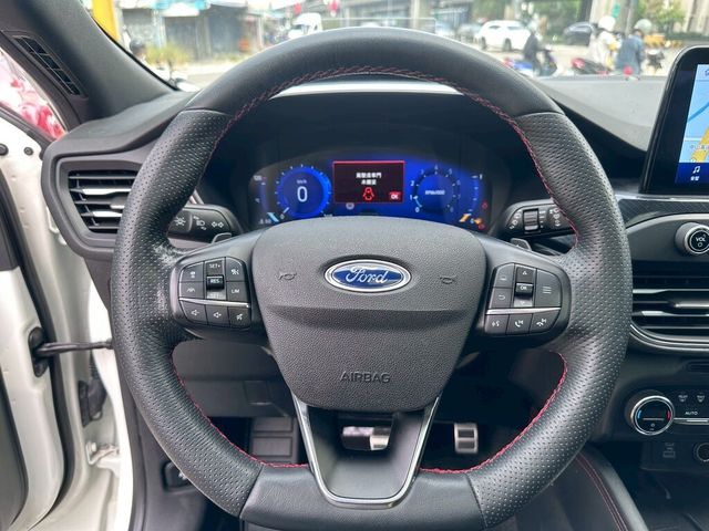 FORD福特 KUGA  第3張相片