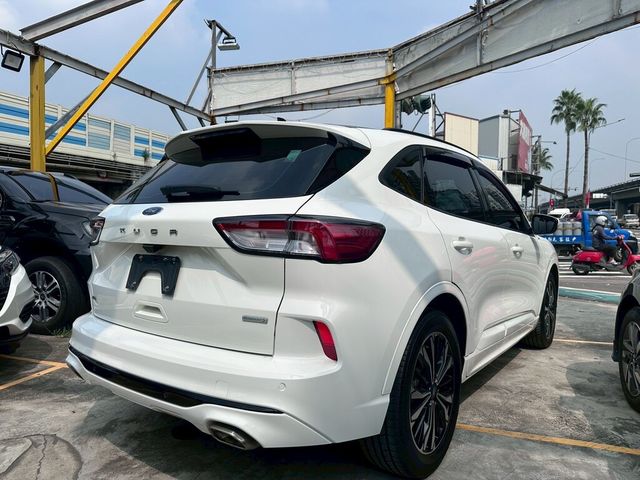 FORD福特 KUGA  第17張相片