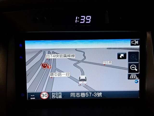 HYUNDAI現代 STAREX  第9張相片