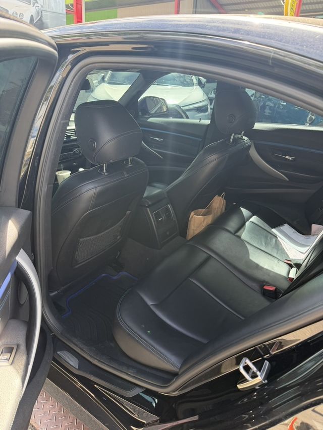 BMW寶馬 320I SPORT LINE  第4張相片