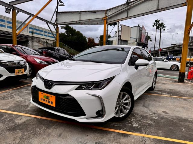 TOYOTA豐田 ALTIS  第1張相片