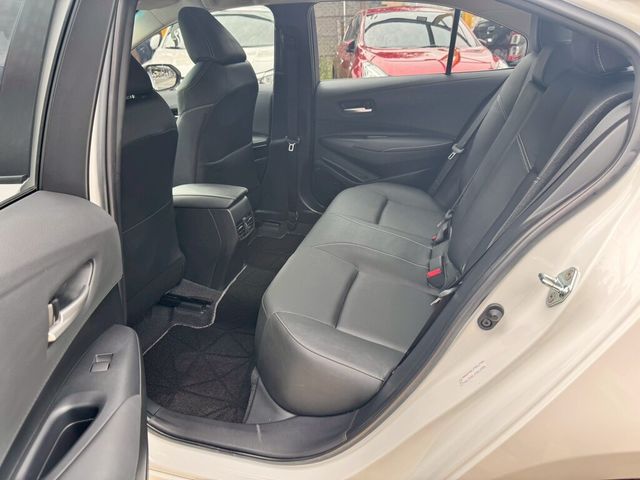 TOYOTA豐田 ALTIS  第6張相片