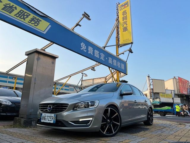 VOLVO富豪 S60  第1張相片