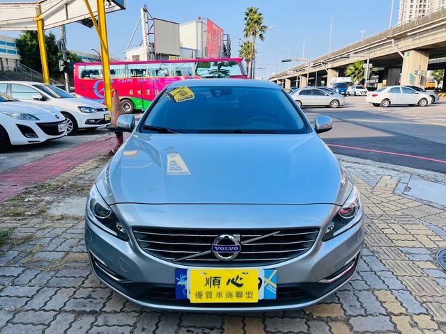 VOLVO富豪 S60  第2張相片