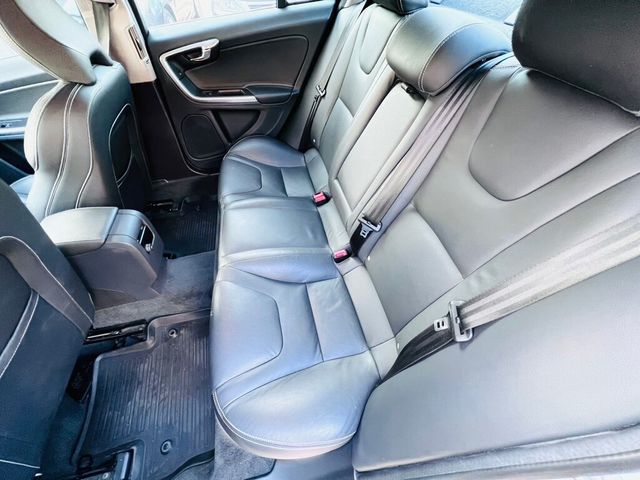 VOLVO富豪 S60  第5張相片