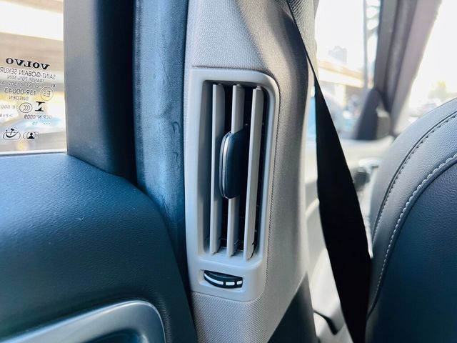 VOLVO富豪 S60  第8張相片